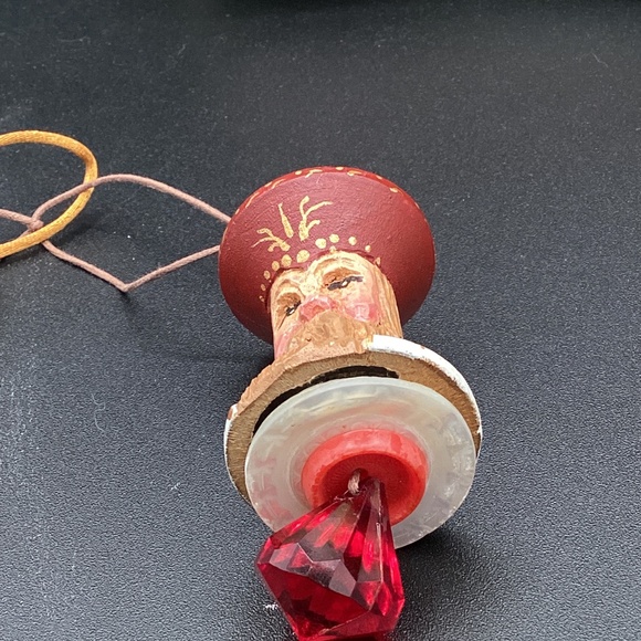 Vtg Hand Carved from Spool Father Christmas Santa Christmas Decoration - Picture 7 of 9